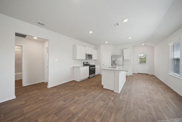 15706 Clove Spice Way, Von Ormy, TX 78073