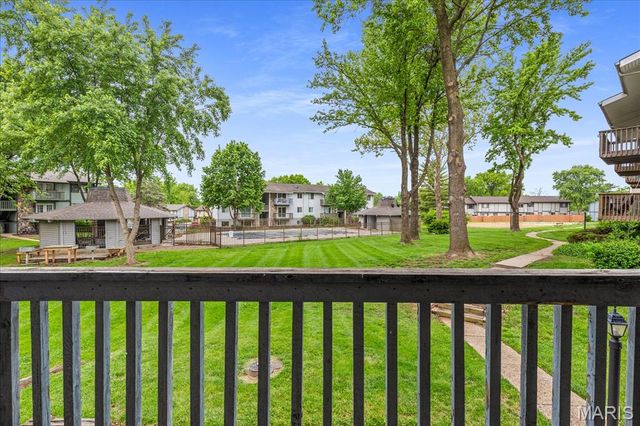 1722 Gascony Parc Drive 1722, Lake St Louis, MO 63367