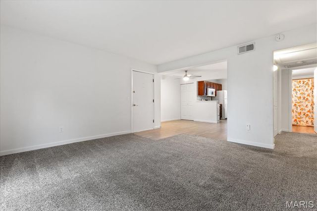 1722 Gascony Parc Drive 1722, Lake St Louis, MO 63367