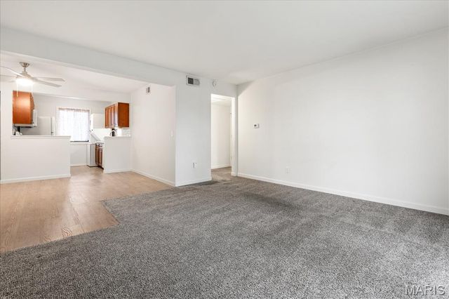 1722 Gascony Parc Drive 1722, Lake St Louis, MO 63367