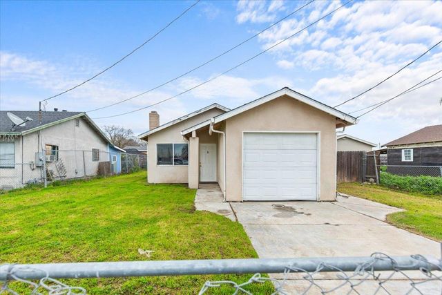 3838 Odell Ave, Stockton, CA 95206