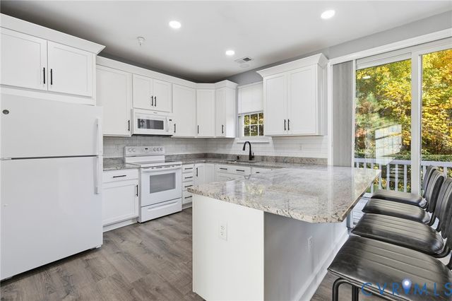 721 Woodland Creek Way, Midlothian, VA 23114