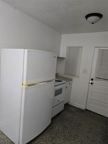 2109 S MILLS AVENUE, Orlando, FL 32806