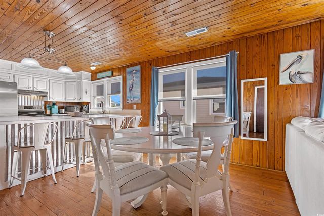 319 46th Ave. N, North Myrtle Beach, SC 29582