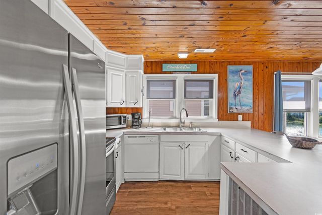319 46th Ave. N, North Myrtle Beach, SC 29582