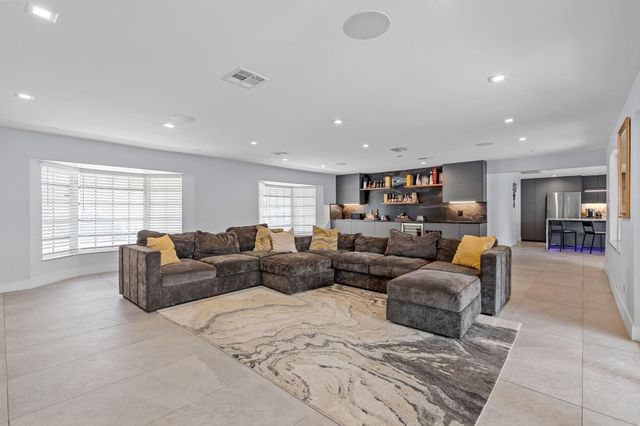 10140 NW 37TH Street, Coral Springs, FL 33065