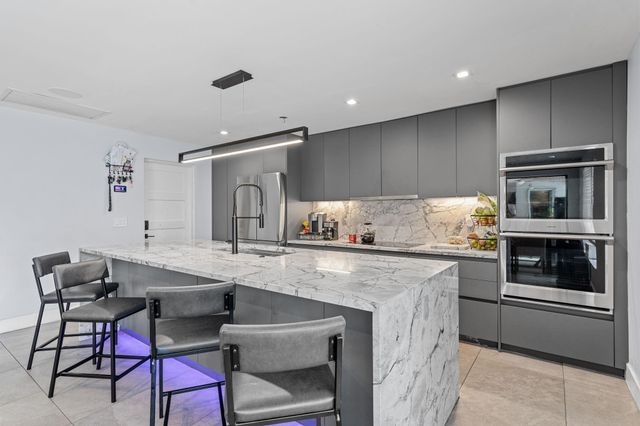 10140 NW 37TH Street, Coral Springs, FL 33065
