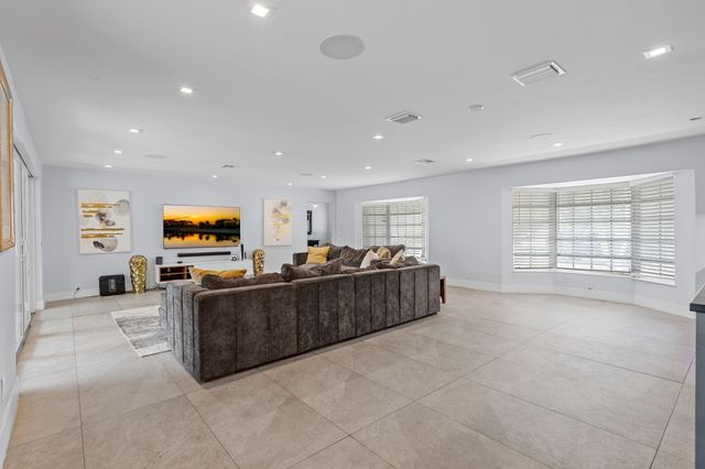 10140 NW 37TH Street, Coral Springs, FL 33065