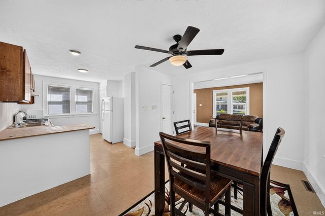 1022 Diamond Avenue, South Bend, IN 46628