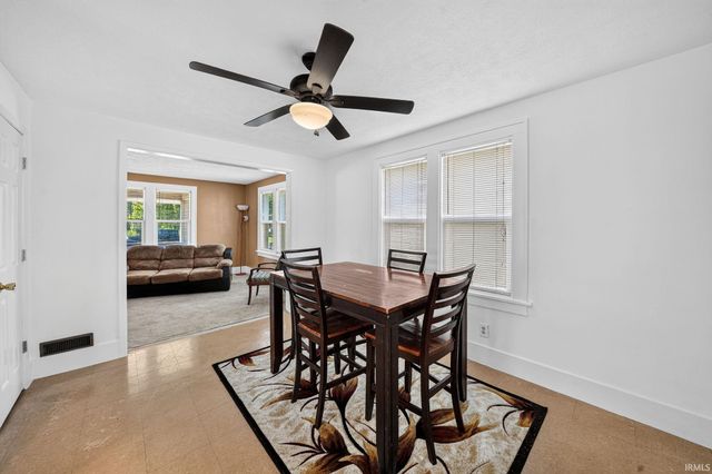 1022 Diamond Avenue, South Bend, IN 46628