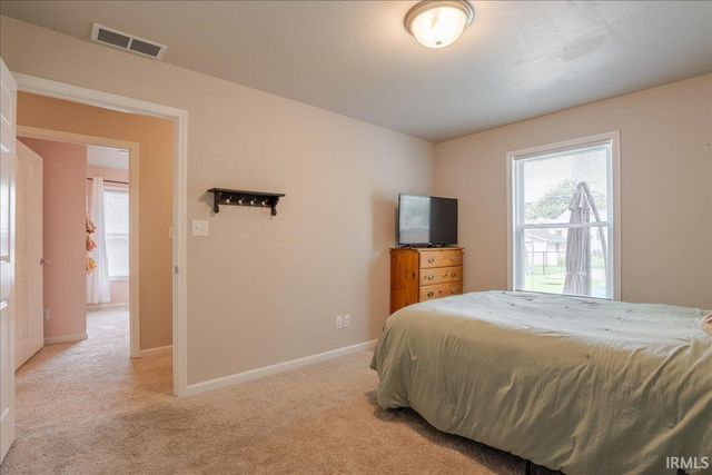 710 E Iowa Street, Evansville, IN 47711