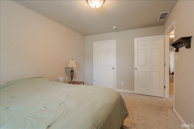 710 E Iowa Street, Evansville, IN 47711