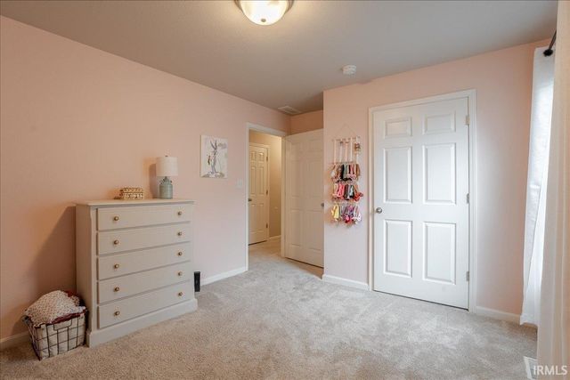 710 E Iowa Street, Evansville, IN 47711