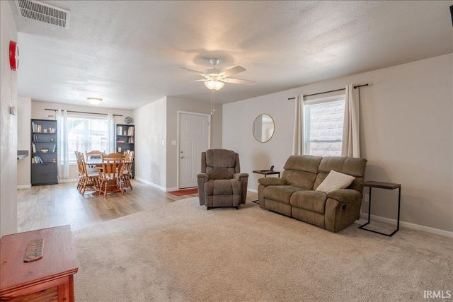 710 E Iowa Street, Evansville, IN 47711