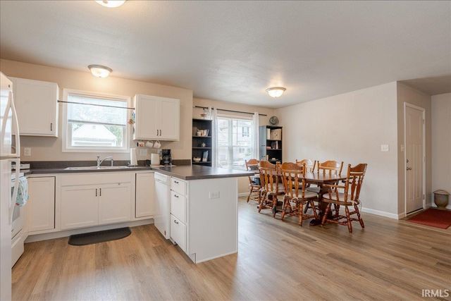 710 E Iowa Street, Evansville, IN 47711