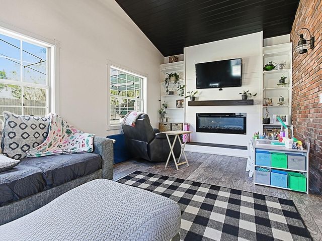 5329 TWIN PALMS ROAD, Fruitland Park, FL 34731