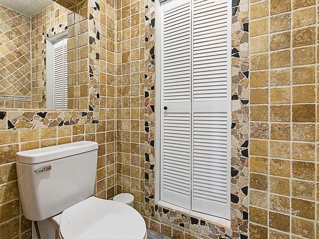 5329 TWIN PALMS ROAD, Fruitland Park, FL 34731