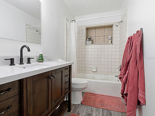 5329 TWIN PALMS ROAD, Fruitland Park, FL 34731