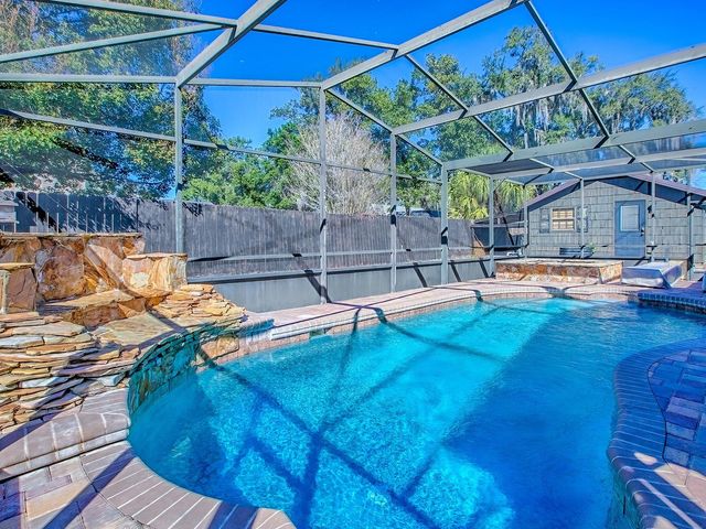 5329 TWIN PALMS ROAD, Fruitland Park, FL 34731