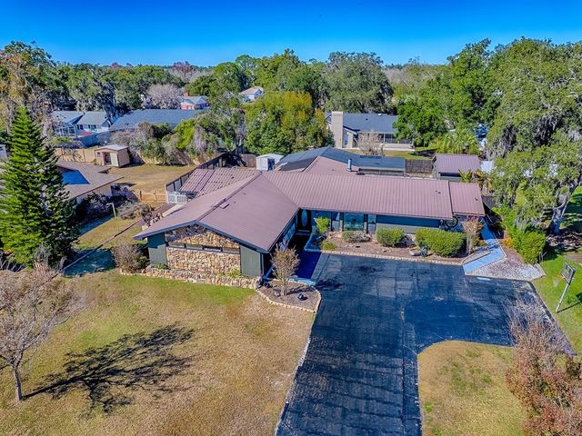 5329 TWIN PALMS ROAD, Fruitland Park, FL 34731