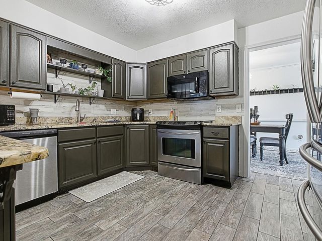 5329 TWIN PALMS ROAD, Fruitland Park, FL 34731