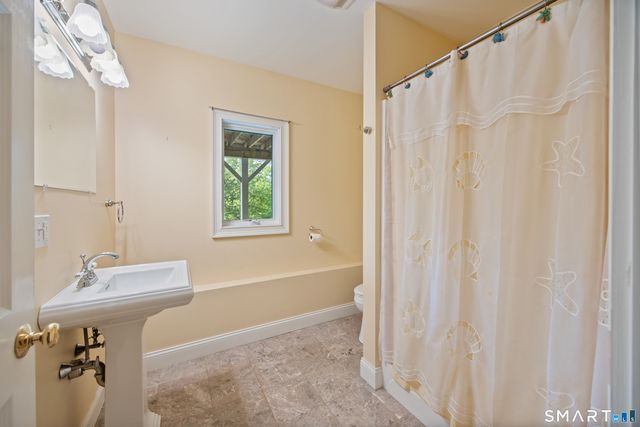 282 Tepi Drive, Southbury, CT 06488