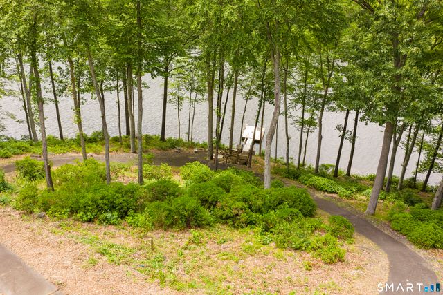 282 Tepi Drive, Southbury, CT 06488