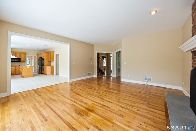 282 Tepi Drive, Southbury, CT 06488