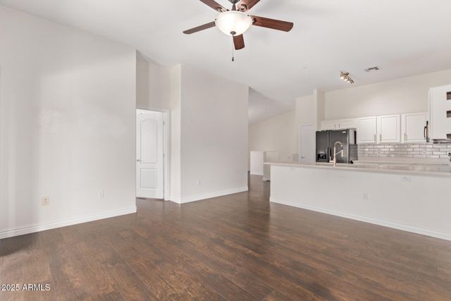 2250 E DEER VALLEY Road 26, Phoenix, AZ 85024