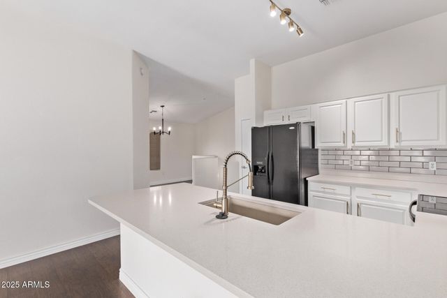 2250 E DEER VALLEY Road 26, Phoenix, AZ 85024