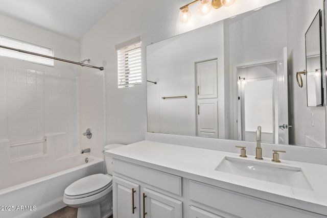 2250 E DEER VALLEY Road 26, Phoenix, AZ 85024