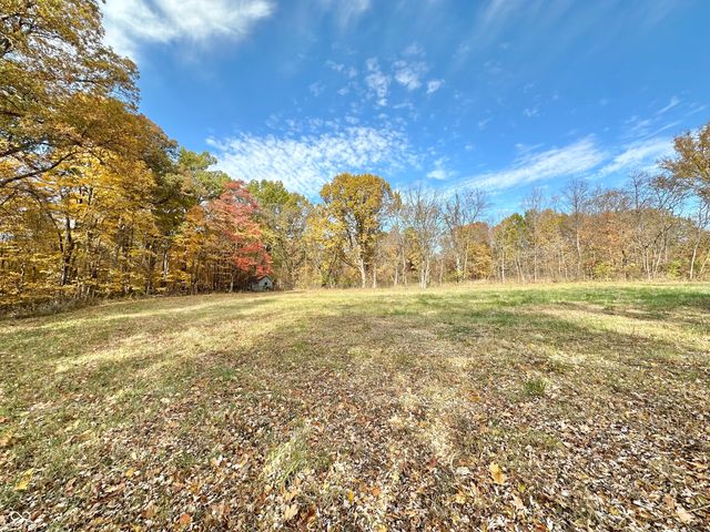 2340 W Hibbs Road, Kingman, IN 47952