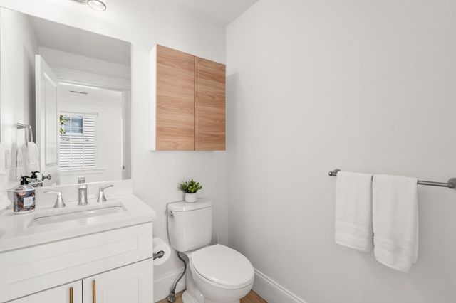 156 Ash Street 2, Waltham, MA 02453