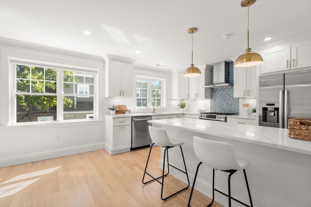 156 Ash Street 2, Waltham, MA 02453