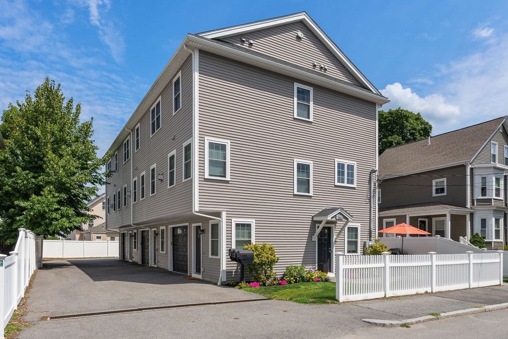 156 Ash Street 2, Waltham, MA 02453