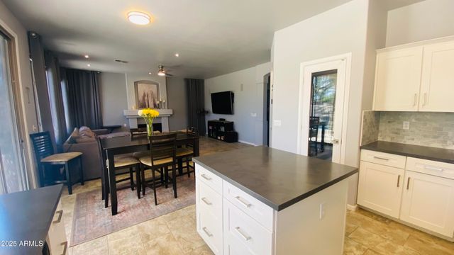 6047 W MORROW Drive, Glendale, AZ 85308