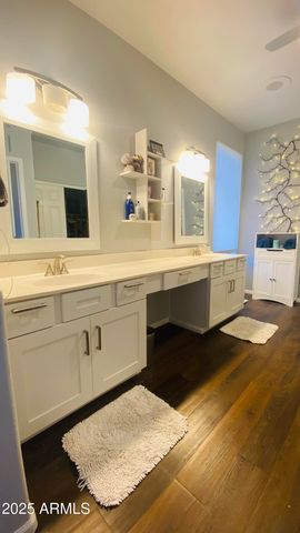 6047 W MORROW Drive, Glendale, AZ 85308