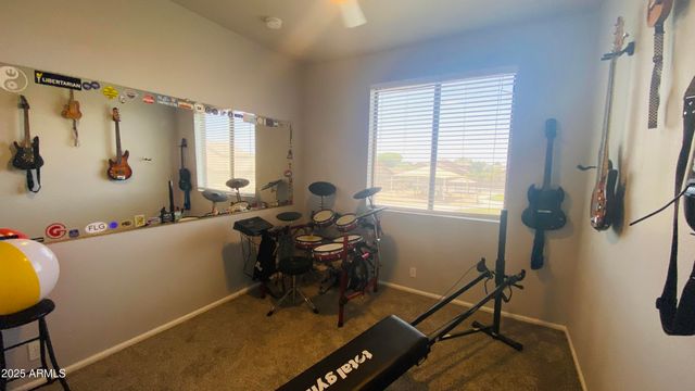 6047 W MORROW Drive, Glendale, AZ 85308