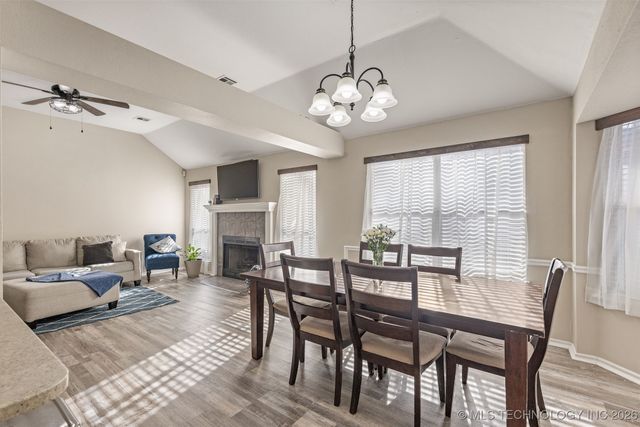 11960 S 268th East Avenue, Coweta, OK 74429