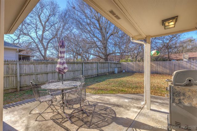 11960 S 268th East Avenue, Coweta, OK 74429