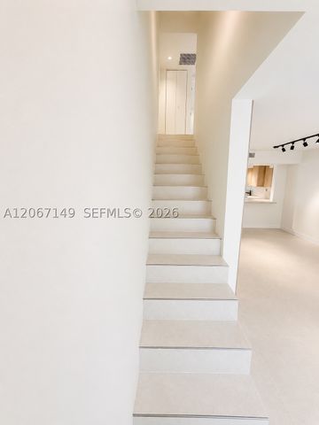 1220 Euclid Ave 2, Miami Beach, FL 33139