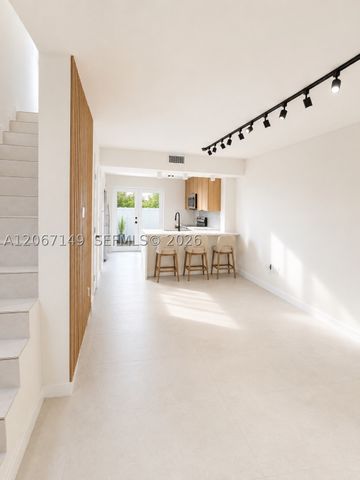 1220 Euclid Ave 2, Miami Beach, FL 33139