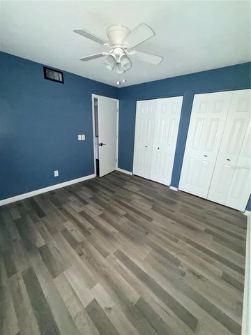 5920 7TH AVENUE W, Bradenton, FL 34209