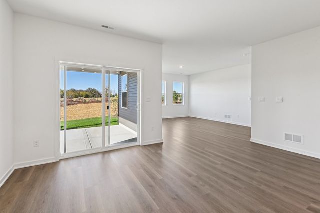 808 Plateau Drive, Pingree Grove, IL 60140