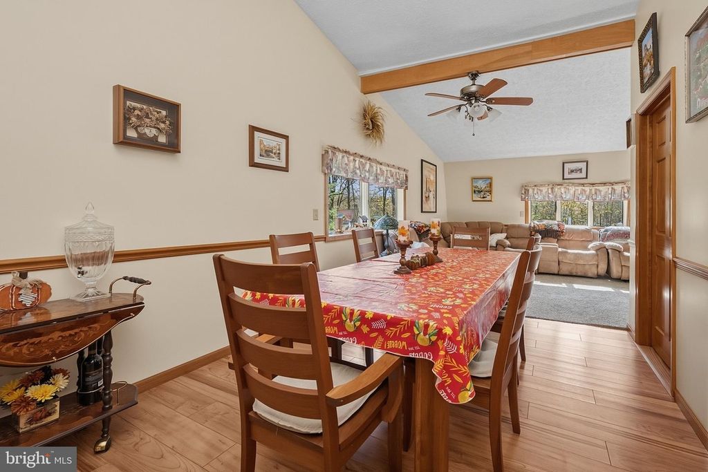 Image 17 of property listing at 2448 BIRCHWOOD DR, Oakland, MD 21550
