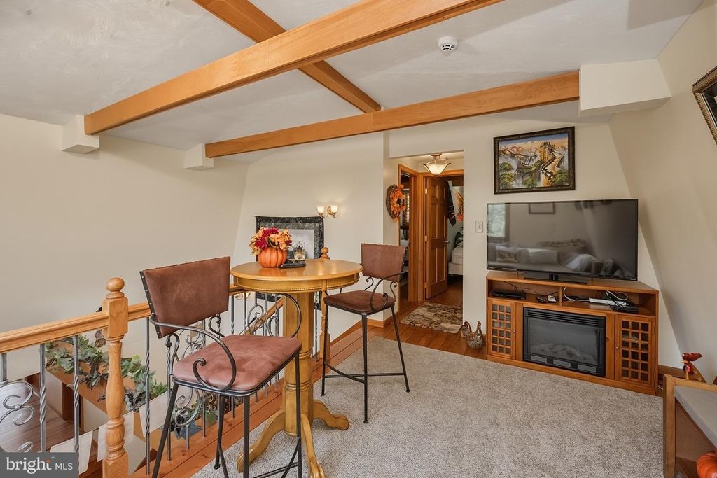 Image 24 of property listing at 2448 BIRCHWOOD DR, Oakland, MD 21550