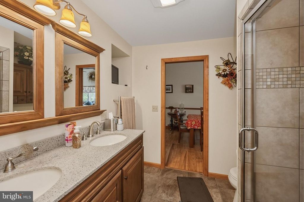 Image 34 of property listing at 2448 BIRCHWOOD DR, Oakland, MD 21550
