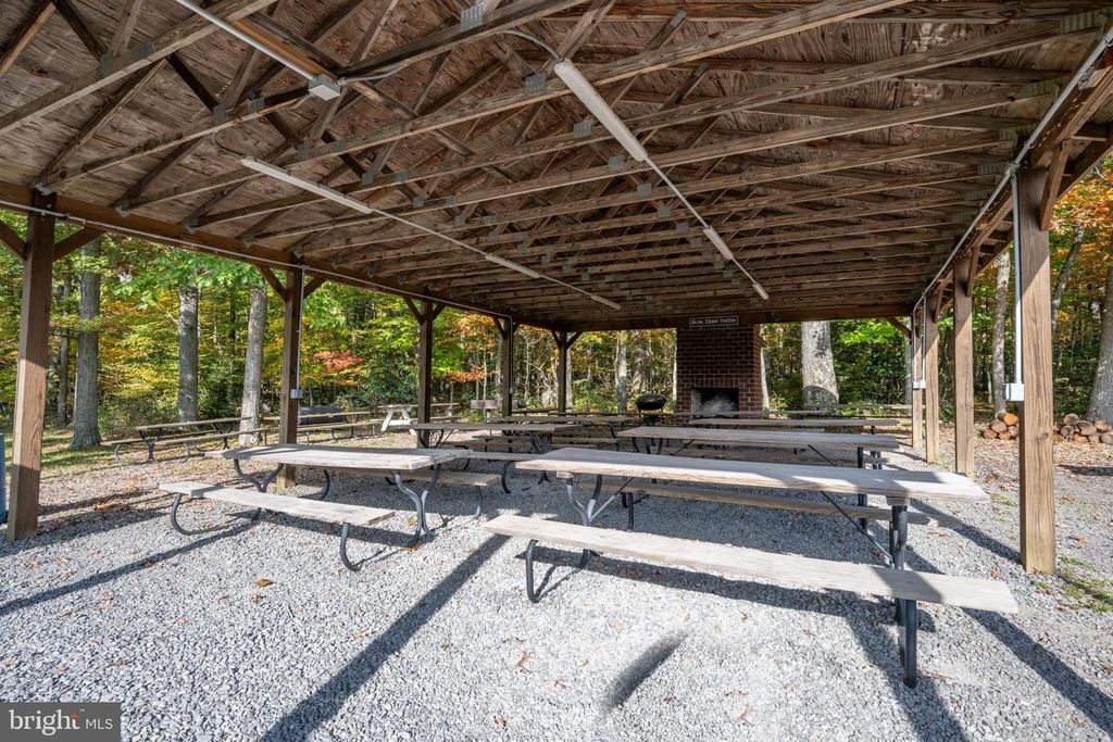 Image 60 of property listing at 2448 BIRCHWOOD DR, Oakland, MD 21550