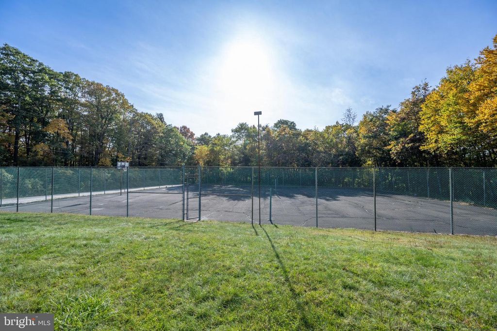 Image 70 of property listing at 2448 BIRCHWOOD DR, Oakland, MD 21550