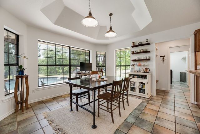 841 S Clinton Lane, Midlothian, TX 76065
